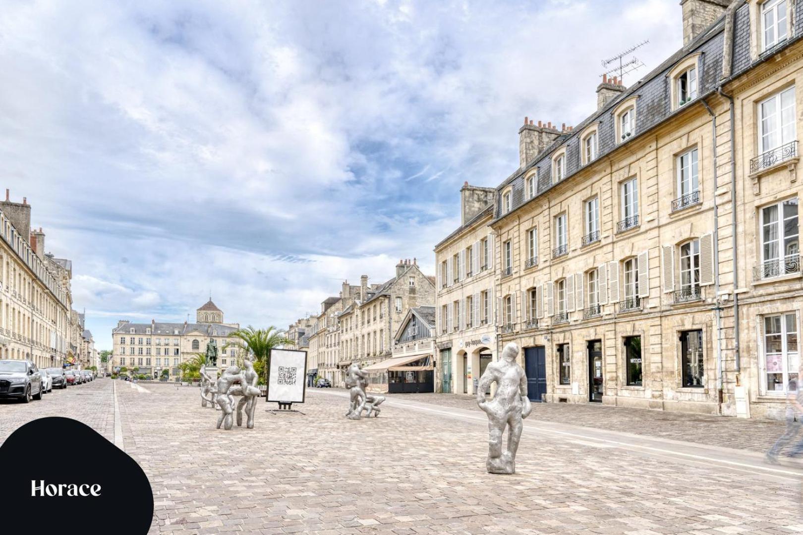 Panoramic Suite Unique View & Private Parking Caen Exterior photo