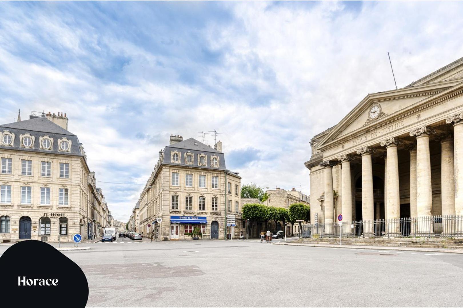 Panoramic Suite Unique View & Private Parking Caen Exterior photo